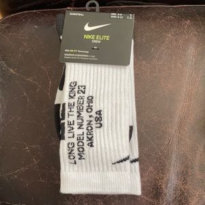 Nike Lebron Elite Crew Sock Single Pair